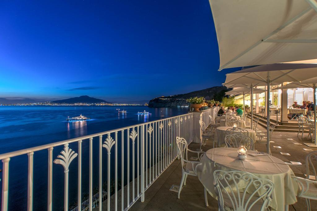 Grand Hotel Riviera Sorrento Dış mekan fotoğraf