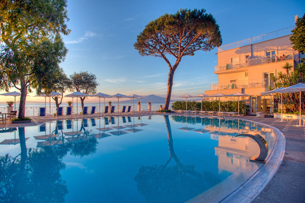 Grand Hotel Riviera Sorrento Dış mekan fotoğraf