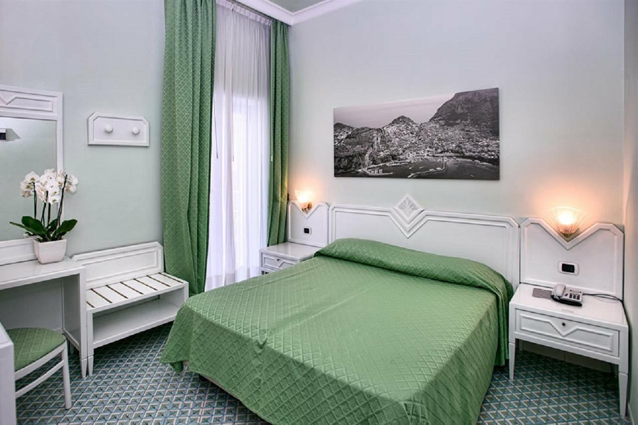 Grand Hotel Riviera Sorrento Dış mekan fotoğraf