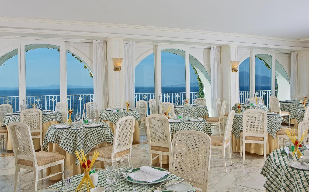 Grand Hotel Riviera Sorrento Dış mekan fotoğraf